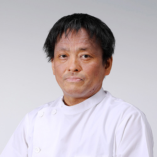 余財 亨介