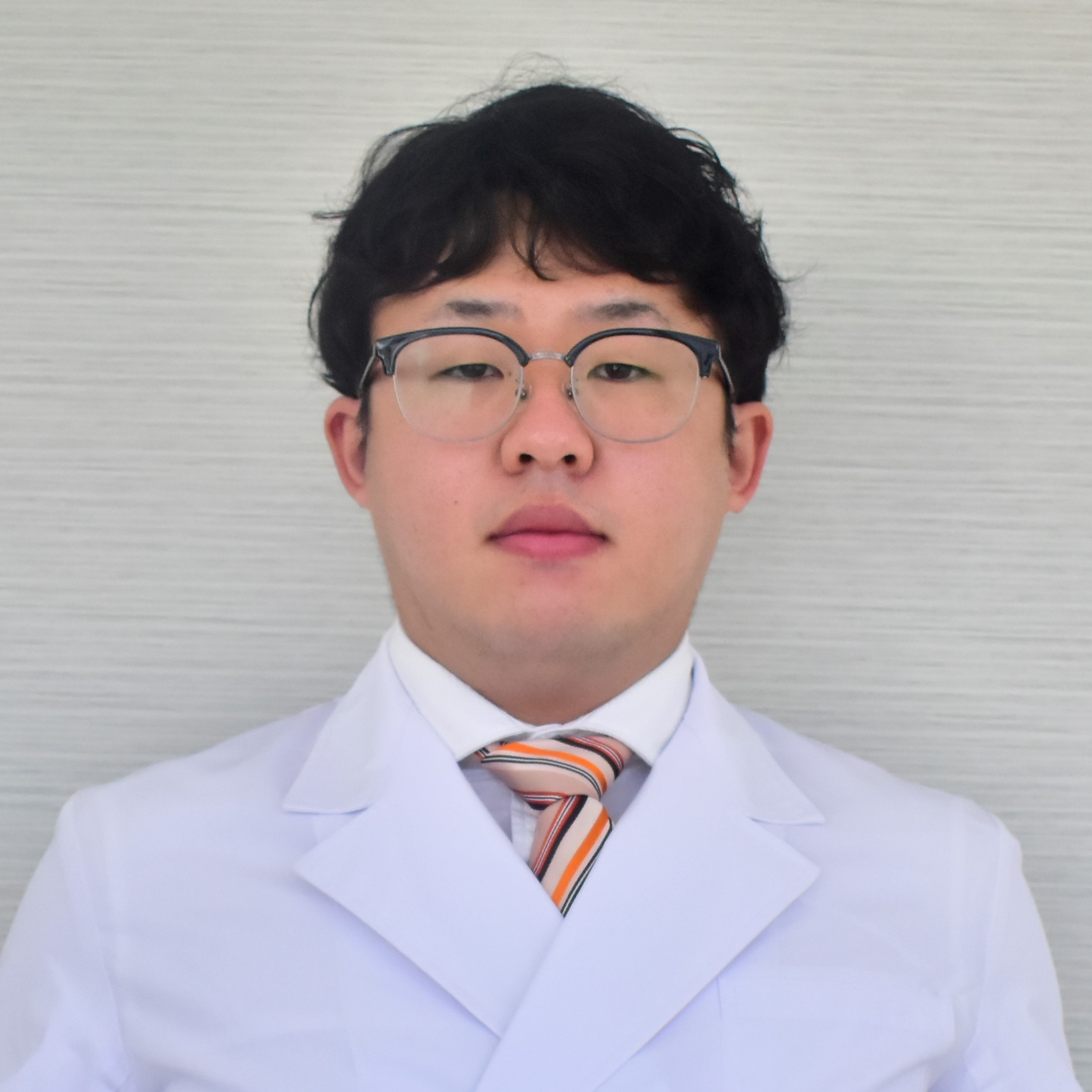 川合 裕也